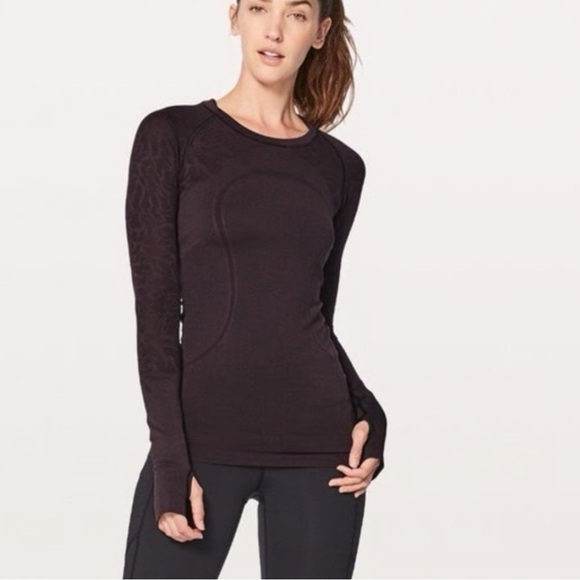 lululemon athletica Tops - Lululemon Swiftly Tech Long Sleeve Floral Print Purple Plum